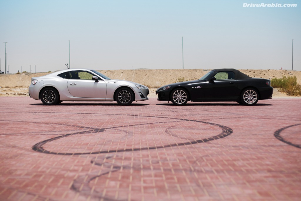 Comparo 12 Toyota 86 Vs 07 Honda S00 Drive Arabia