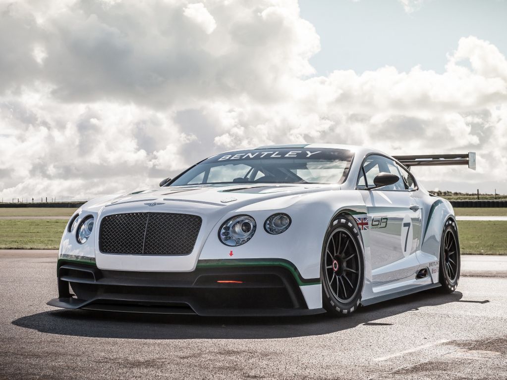 Bentley back on track with Continental GT3 race car