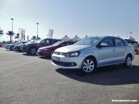 تجربة قيادة: ٢٠١٣ فولكس فاجن بولو VW Polo في حلبة ياس ماريناYas Marina في أبو ظبي