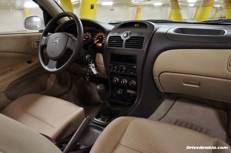 First Drive Nissan Sunny 2011 Manual In The Uae Drive Arabia