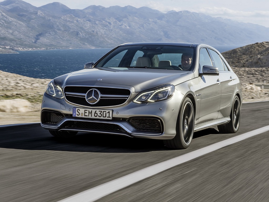 Mercedes-Benz E 63 AMG goes all-wheel-drive for 2014