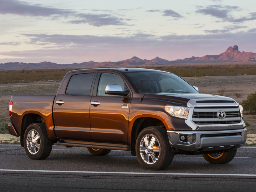 Toyota Tundra 2014 debuts at 2013 Chicago Auto Show
