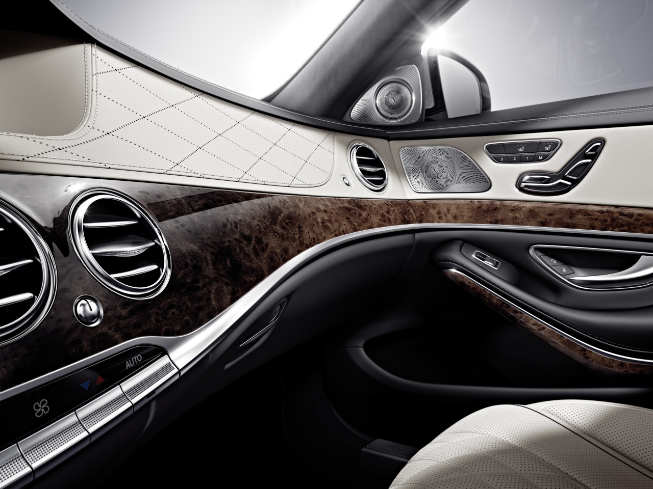 2014 Mercedes-Benz S-Class interior images revealed