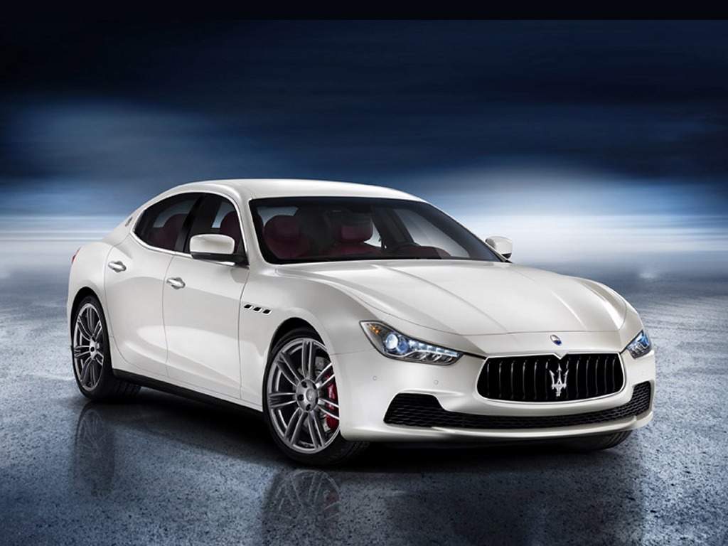 Maserati Ghibli 2014 entry-level model debuts
