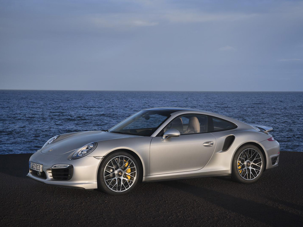 Porsche 911 Turbo and Turbo S 2013 2014 officially revealed