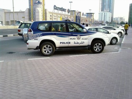 Sharjah Police plan to "steal" cars, air traffic offenders on TV