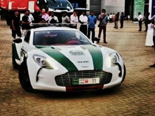 Dubai Police gets Aston Martin One-77, Mercedes SLS & Bentley cop cars