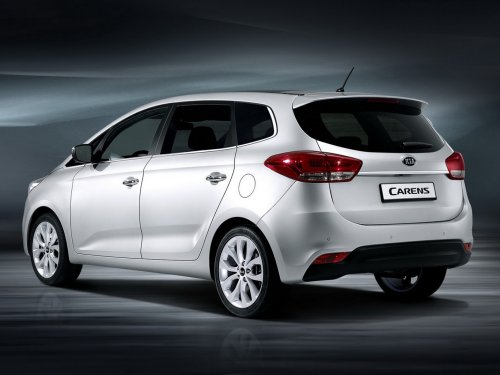 Kia Carens 2014 launched in the UAE