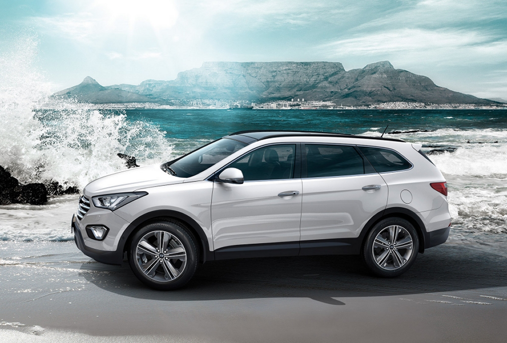 Hyundai Grand Santa Fe 2014 all set for GCC launch | DriveArabia