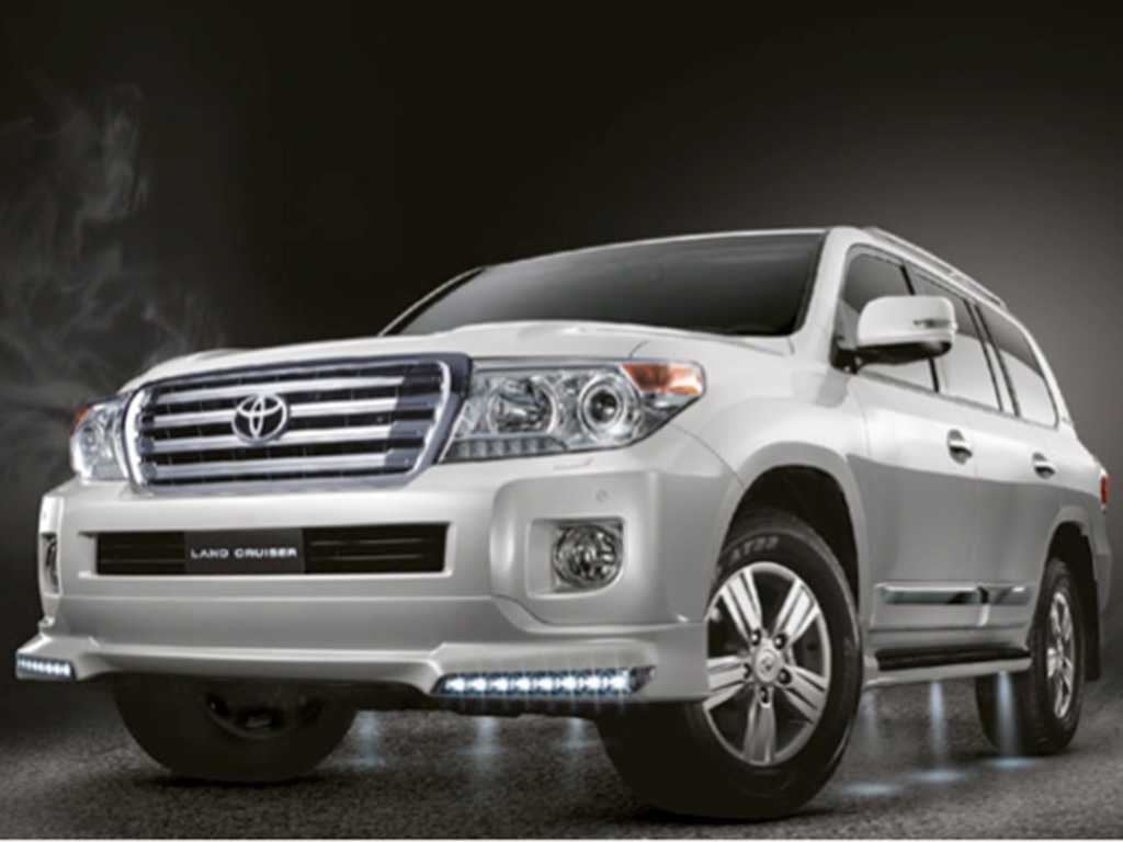2013 Toyota Land Cruiser Platinum Edition released in UAE