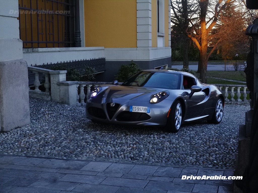 First drive: 2014 Alfa Romeo 4C in Italy