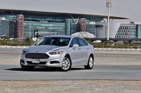 ford-fusion-tech-comparo-9