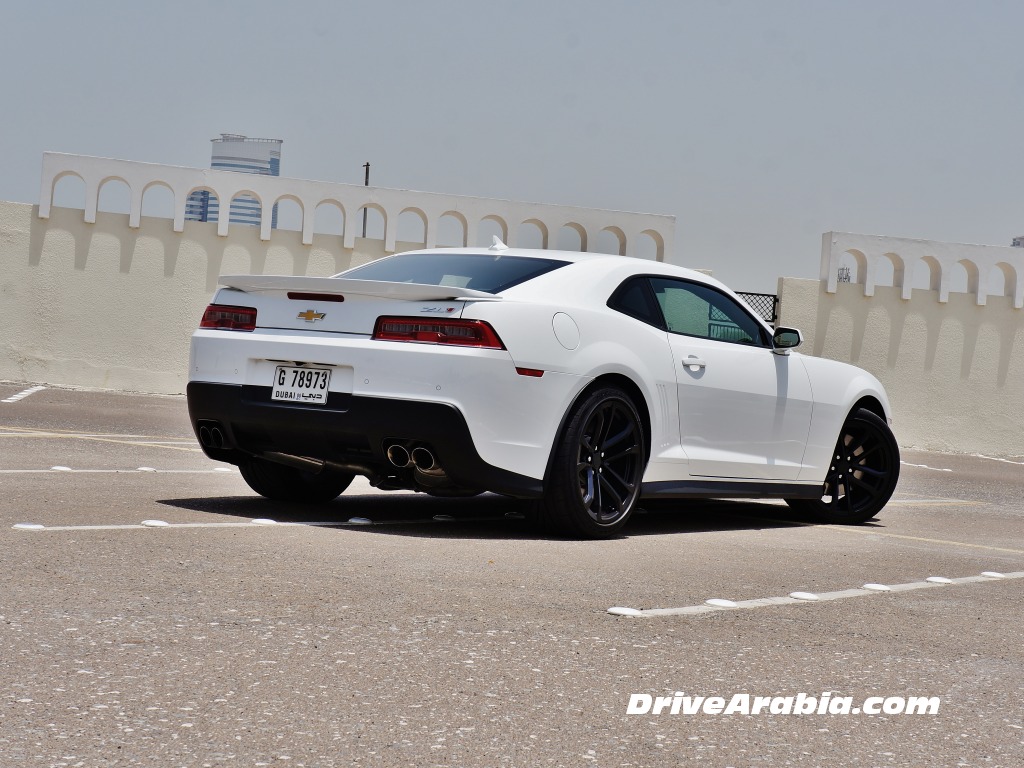 First Drive 2014 Chevrolet Camaro Zl1 In The Uae Drive Arabia