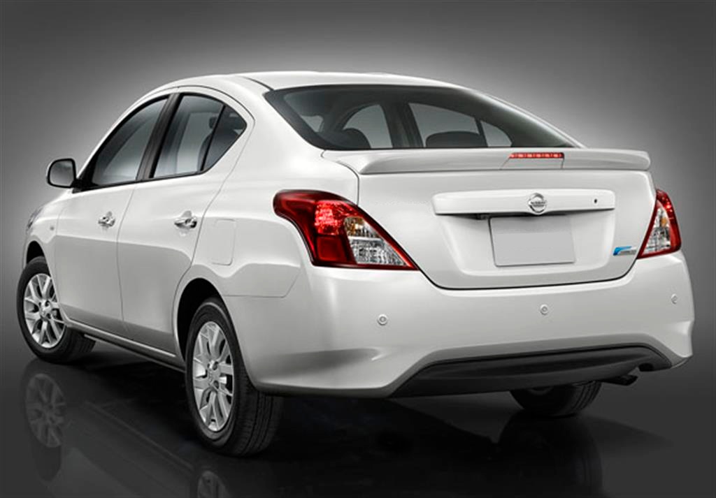 2015 Nissan Sunny 4 | Drive Arabia