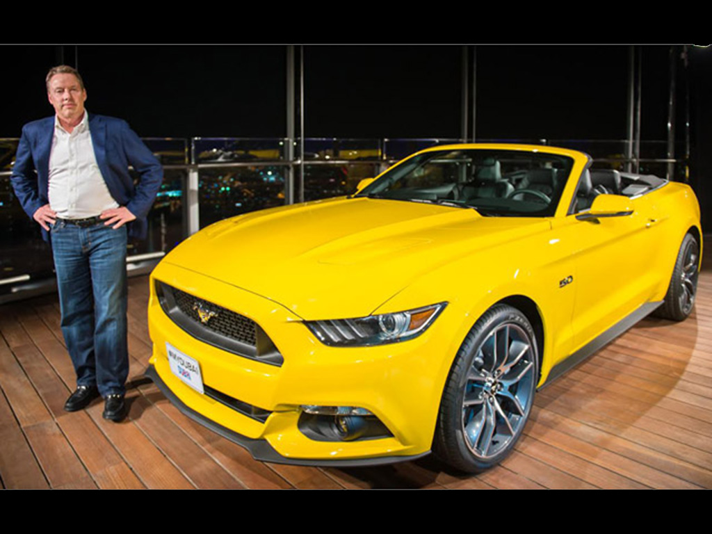 2015 Ford Mustang unveiled on 112th floor of Burj Khalifa (video)