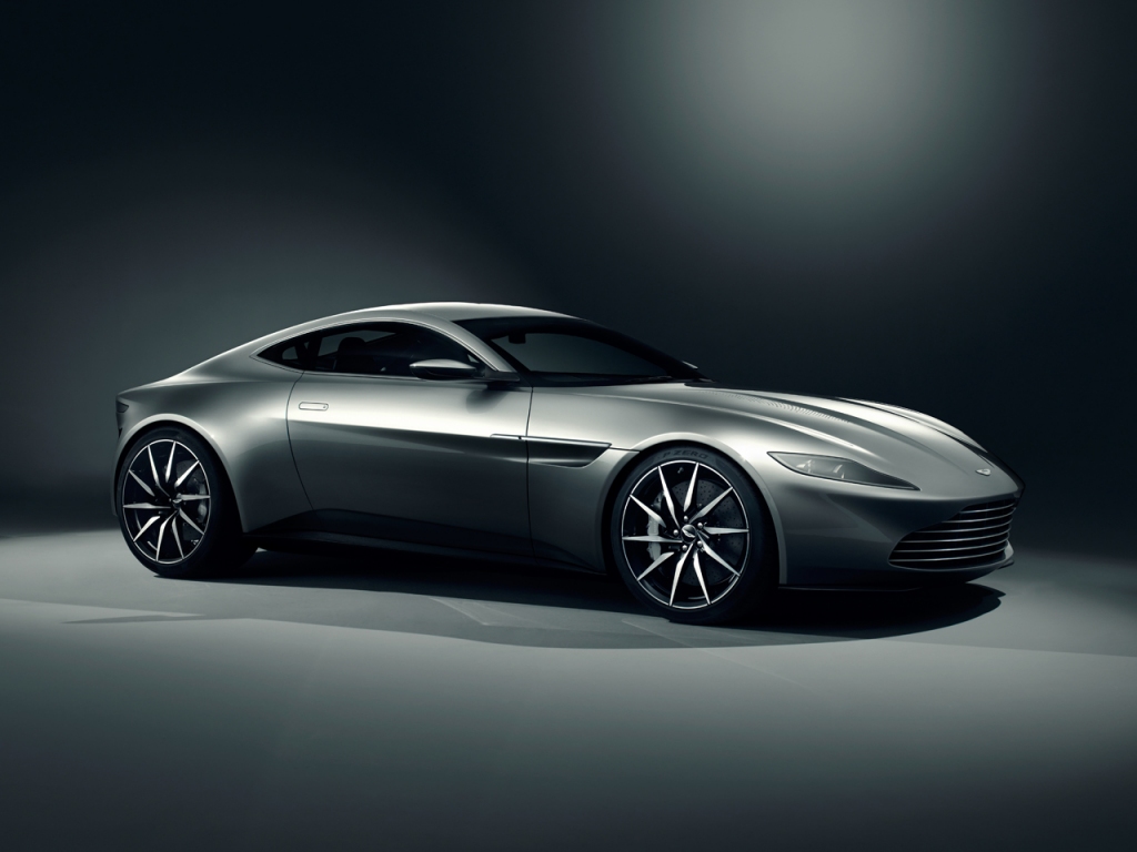 Agent 007 gets new Aston Martin DB10 in Spectre movie