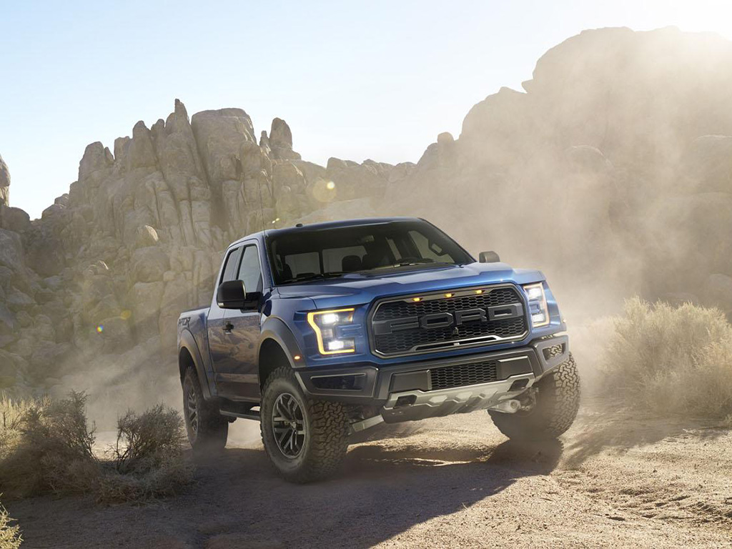 2017 Ford F-150 Raptor revealed in Detroit | Drive Arabia