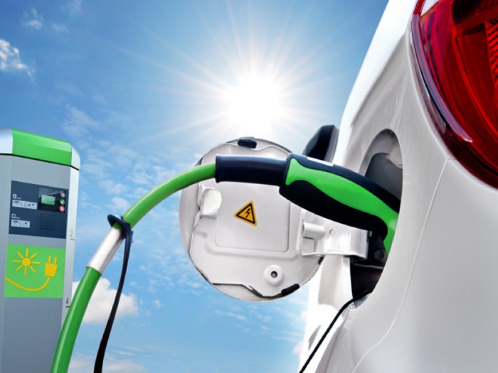 DEWA unveils electric-car charging stations in Dubai
