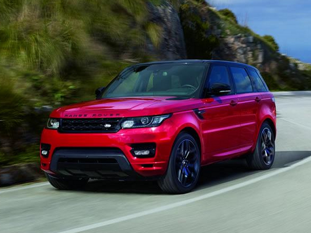 2016 Range Rover Sport HST revealed at New York Auto Show
