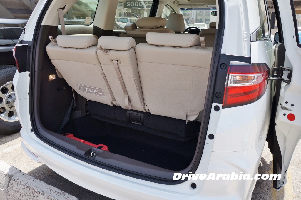 First Drive 2016 Honda Odyssey J In The Uae Drive Arabia