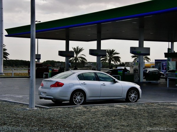 petrol-station-infiniti-g35