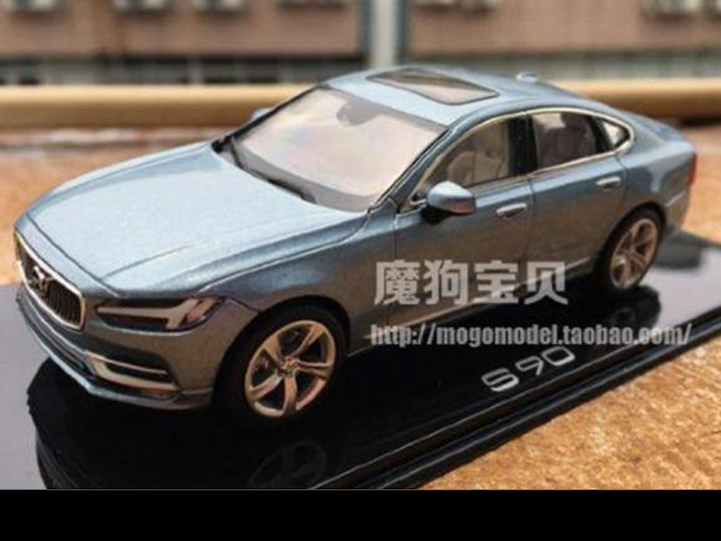 2016 Volvo S90 scale model images leaked