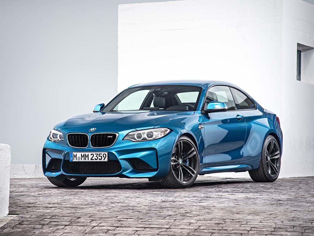 2016 BMW M2 officially revealed