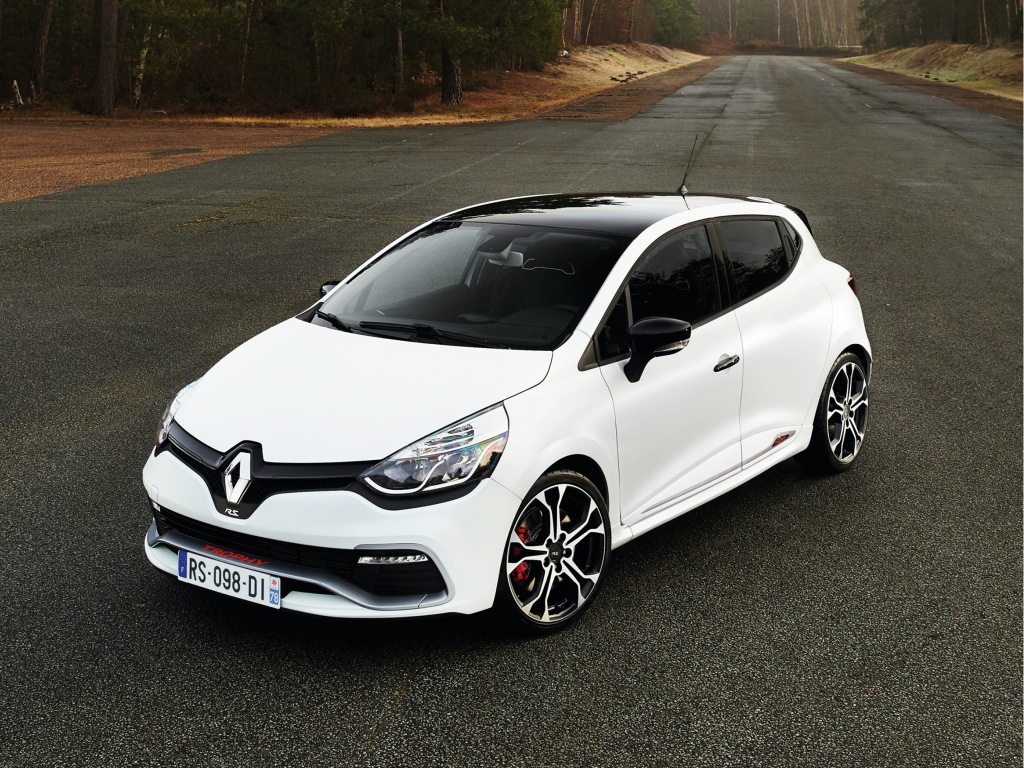 Renault Clio RS Trophy claims to be fastest compact hatch at Nurburgring
