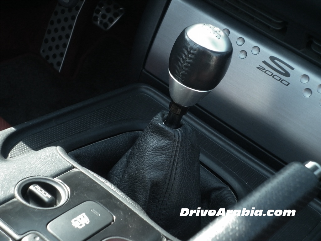 Long-term update: Our Honda S2000 has the shortest short-shifter ever