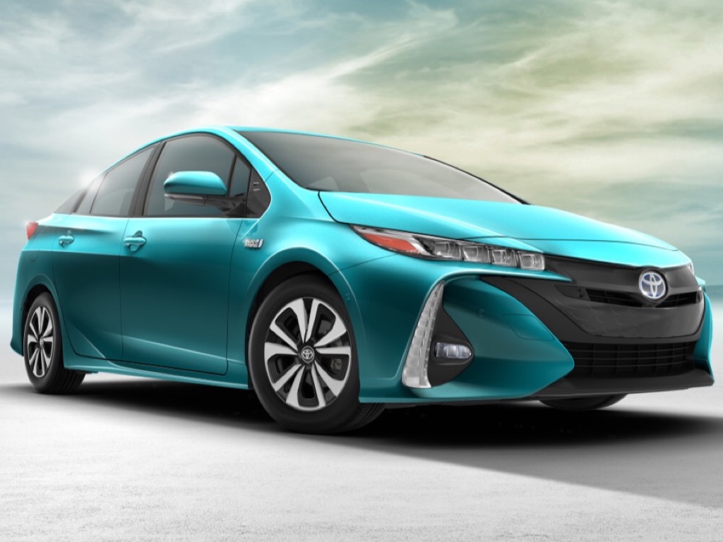 2017 Toyota Prius Prime plug-in hybrid gets better