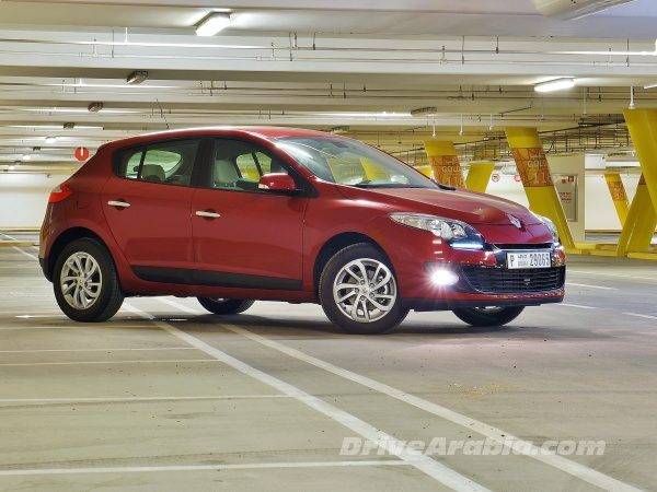 vivek-renault-megane-uae