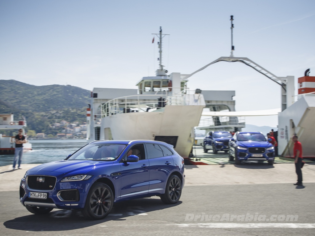 2017 Jaguar F Pace 6 Drive Arabia