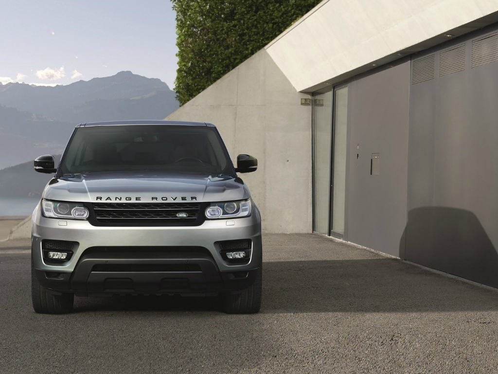 2017 Range Rover Sport revealed with new features