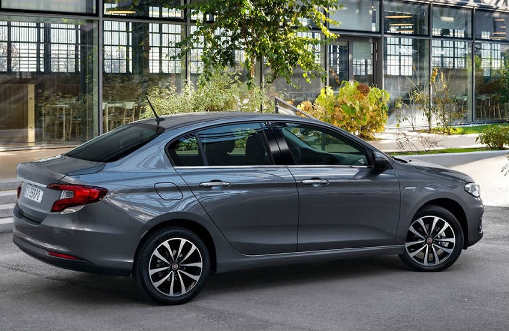 First Drive 2017 Dodge Neon In The Uae Arabia For Prices And Specs Visit The Dodge Er Guide