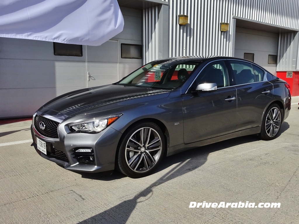 First Drive 2017 Infiniti Q50 S Red Sport 400 In The Uae Drive Arabia