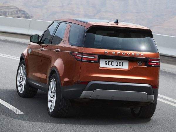 2017-land-rover-discovery-6