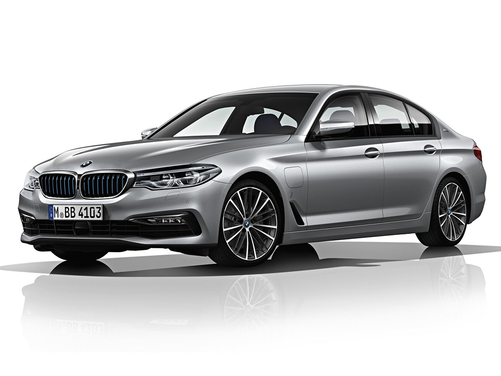 2017 BMW 5-series plug-in hybrid version introduced