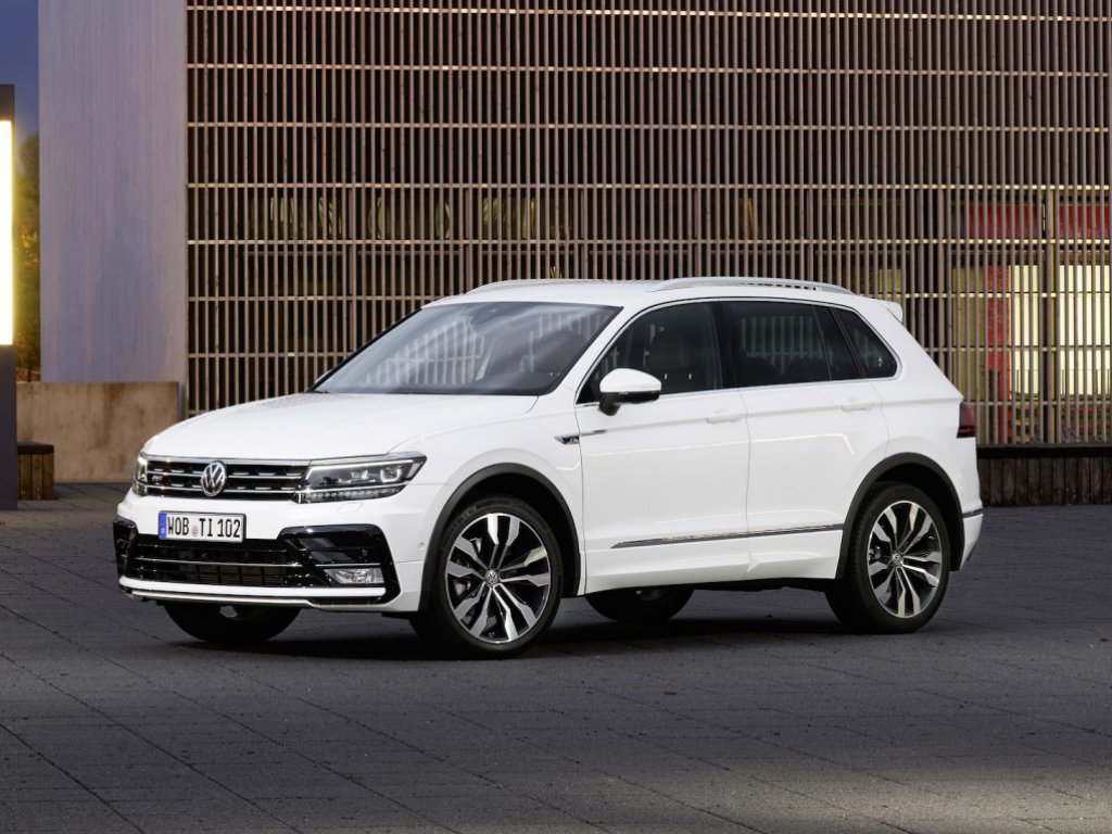 2017 Volkswagen Tiguan now available with R-Line pack
