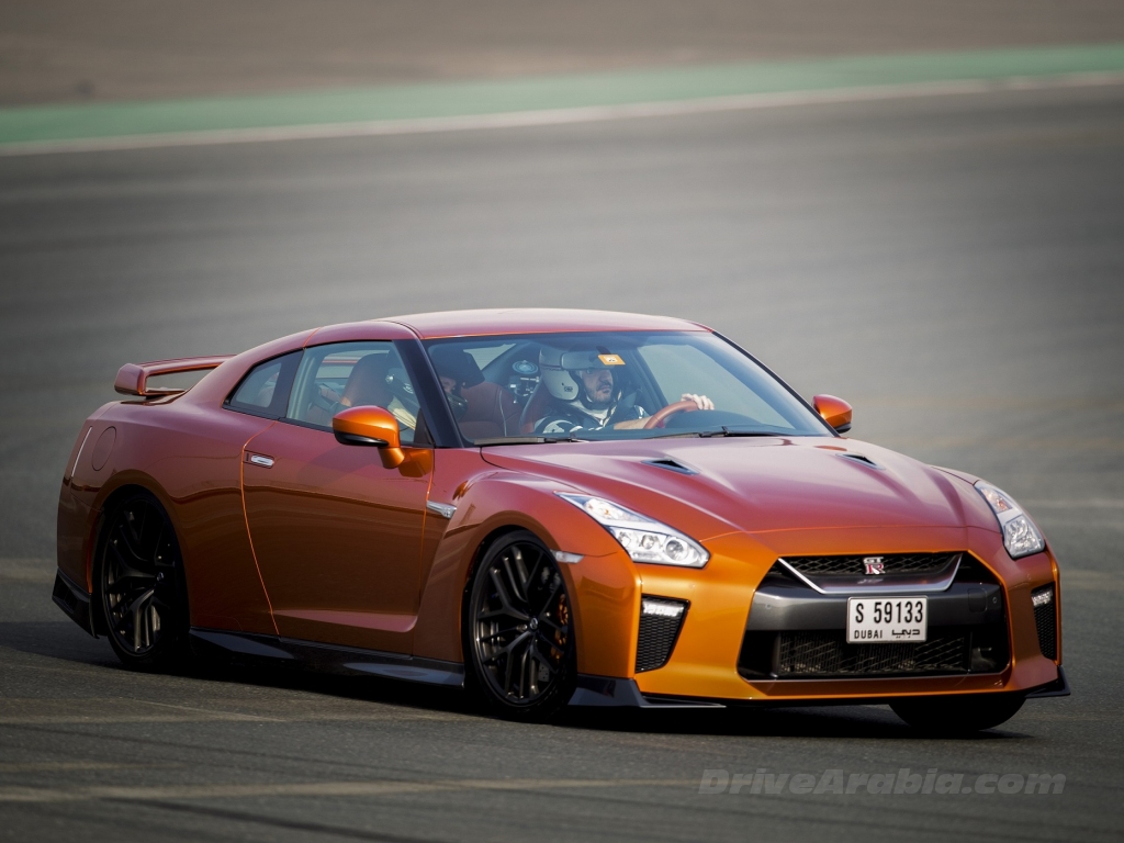 First drive: 2017 Nissan GT-R in the UAE (video)
