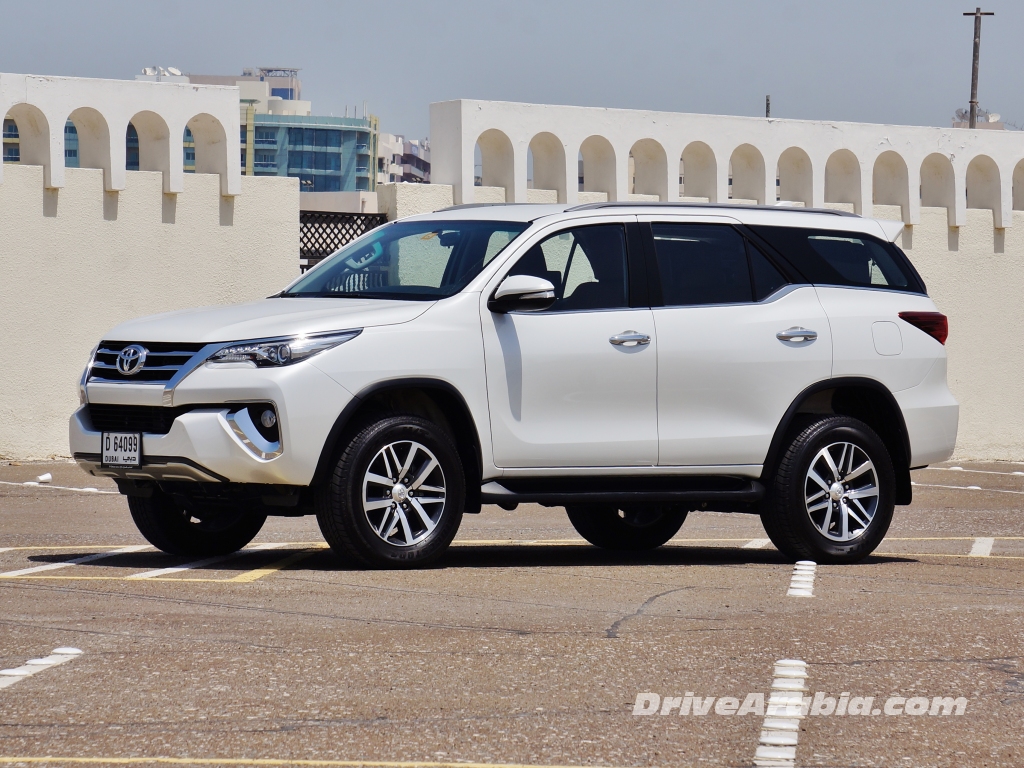 2017 Toyota Fortuner - Drive Arabia