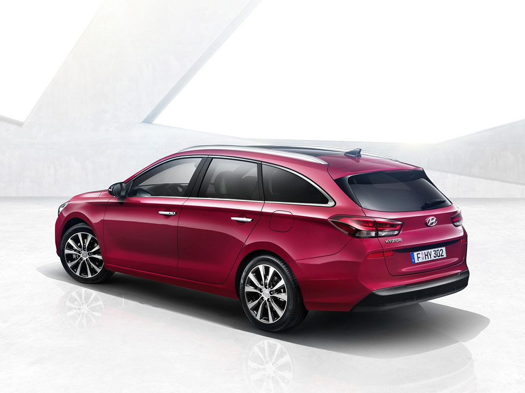 2018 Hyundai i30 Wagon revealed Drive Arabia