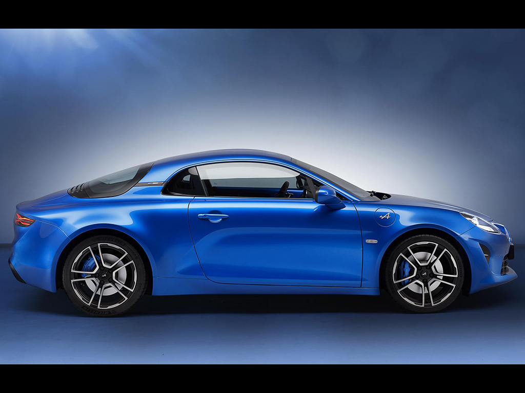 Renault S Alpine A110 Sports Car Debuts Drive Arabia