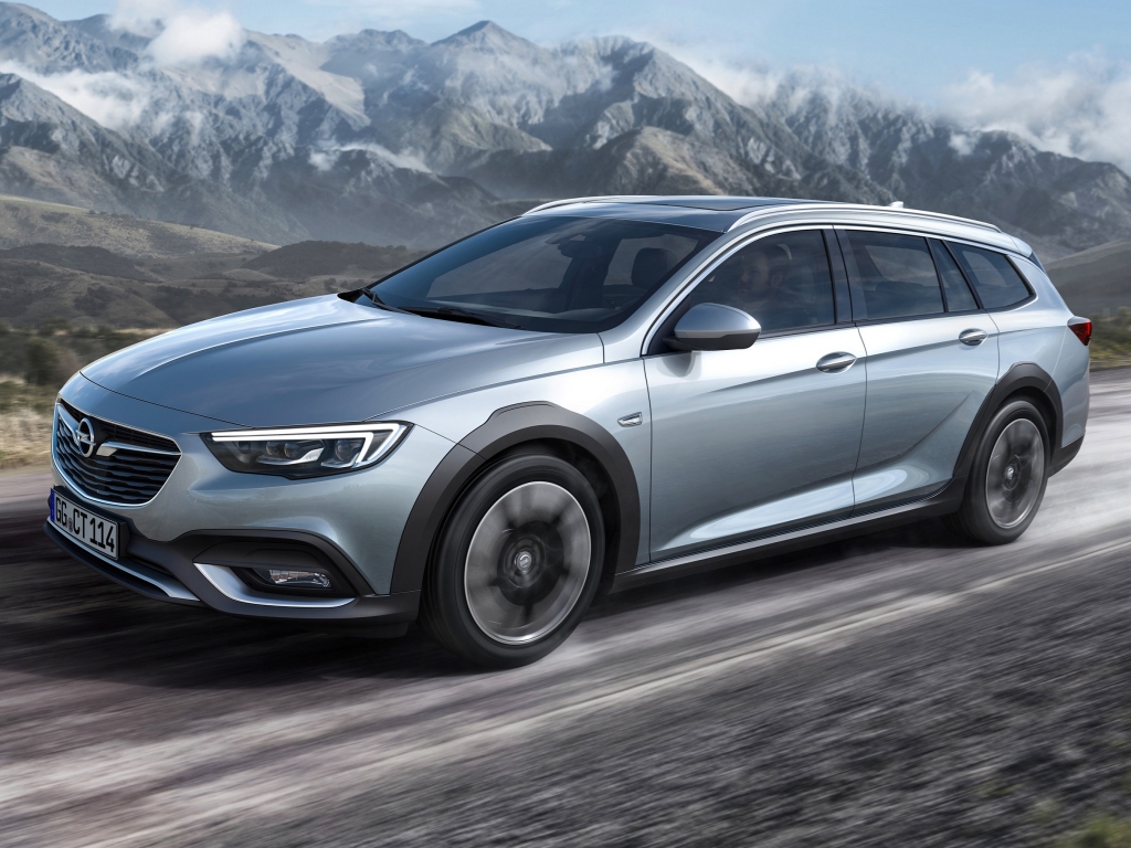 2018 Opel Insignia Country Tourer wagon debuts, coming to UAE