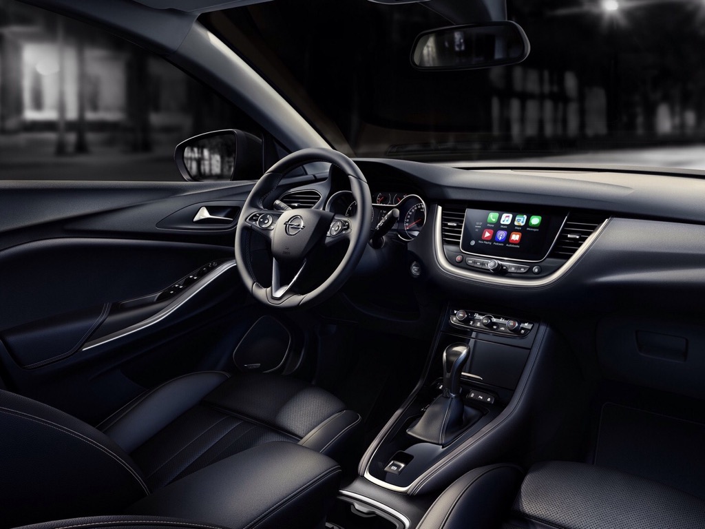 Compare Car Specs >> Opel_grandland_x_interior | Drive Arabia Compare Car Specs >> Opel_grandland_x_interior | Drive Arabia
