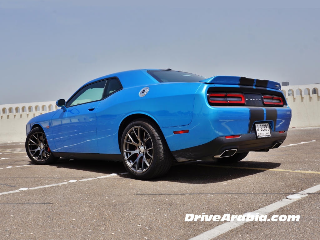 Comparo: 2017 Dodge Challenger SRT vs Ford Mustang GT vs ...