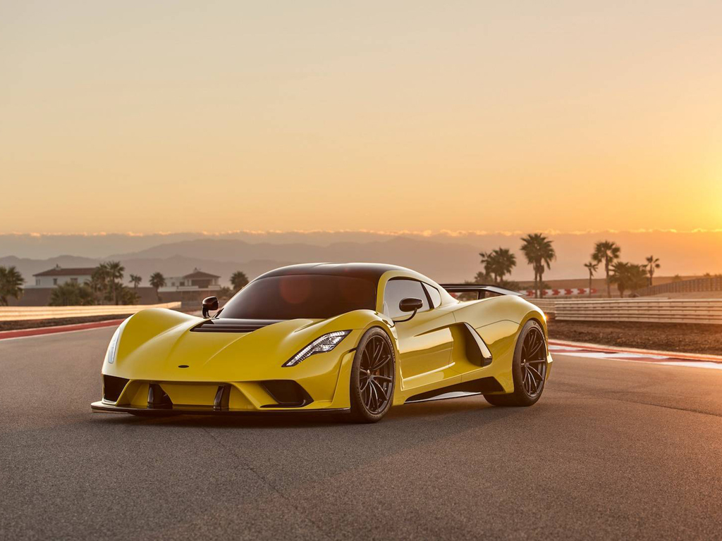 Hennessey Venom F5 debuts, aiming for 300 mph