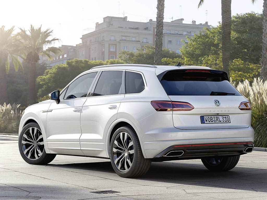 2019 VOLKSWAGEN TOUAREG