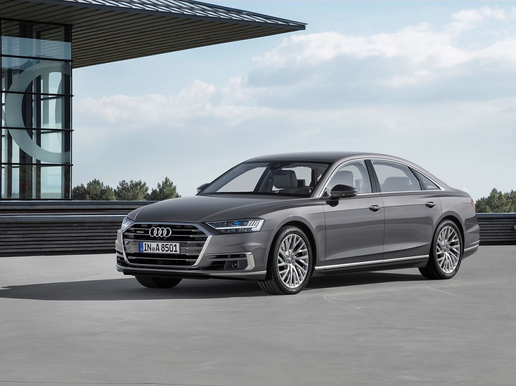 اختيار Audi A8 سيارة العالم الفاخرة 2018