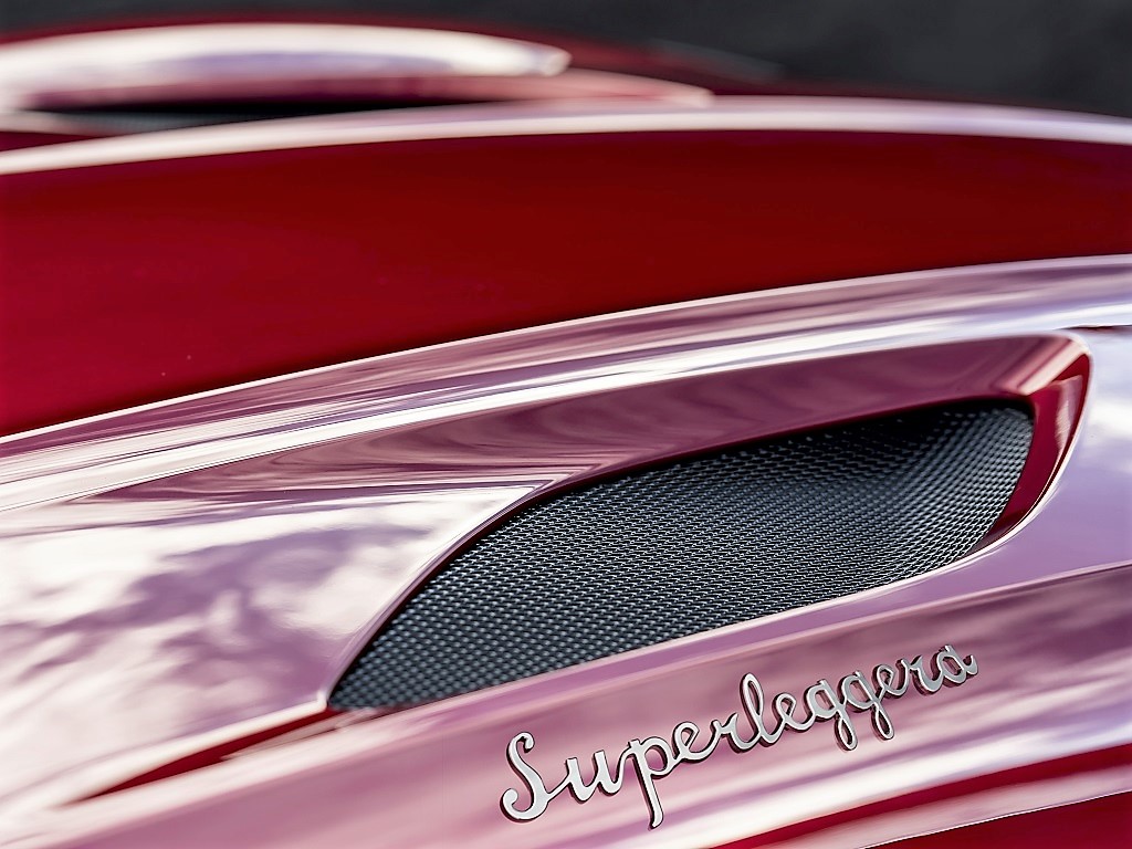 تاريخ عريق لسيارة رائدة- DBS Superleggera يعود من جديد