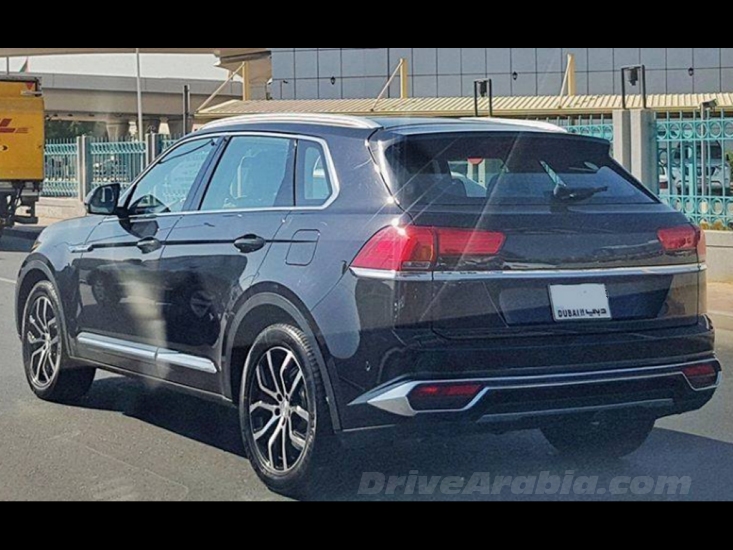 VW Atlas Cross Sport production version spotted in Dubai